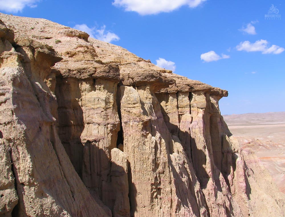 Tsagaan Suvaraga Limestone Cliffs, Mongolia